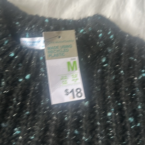  Primark brand new sweater and a size medium multicoloured - Picture 3 of 4